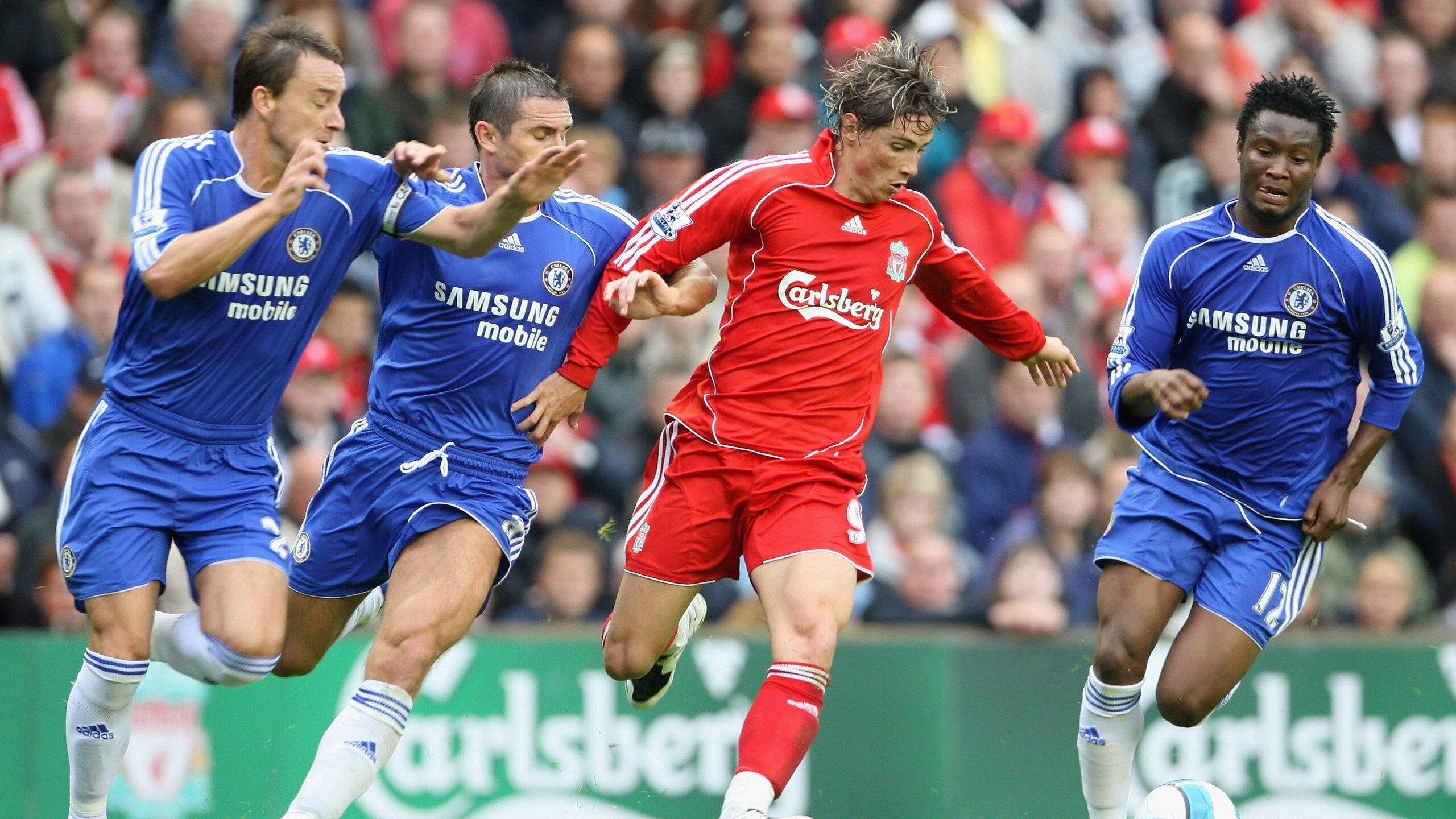 奇迹的交汇点，当足球压哨绝杀遇见F1街道赛的绝对统治